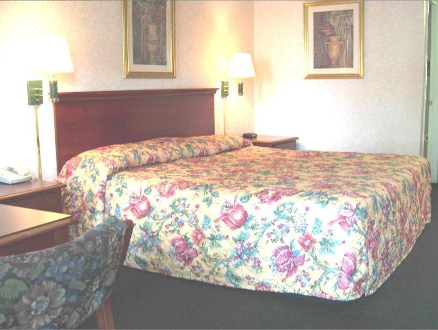 America's Best Inn & Suites - Decatur Cameră foto